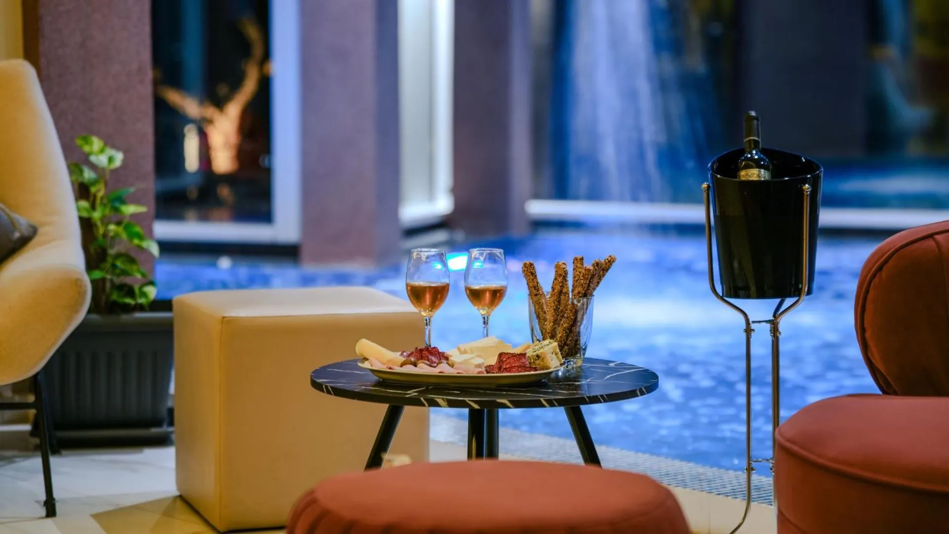 Gf Luxury Villa With Indoor Pool -Afytos Řecko