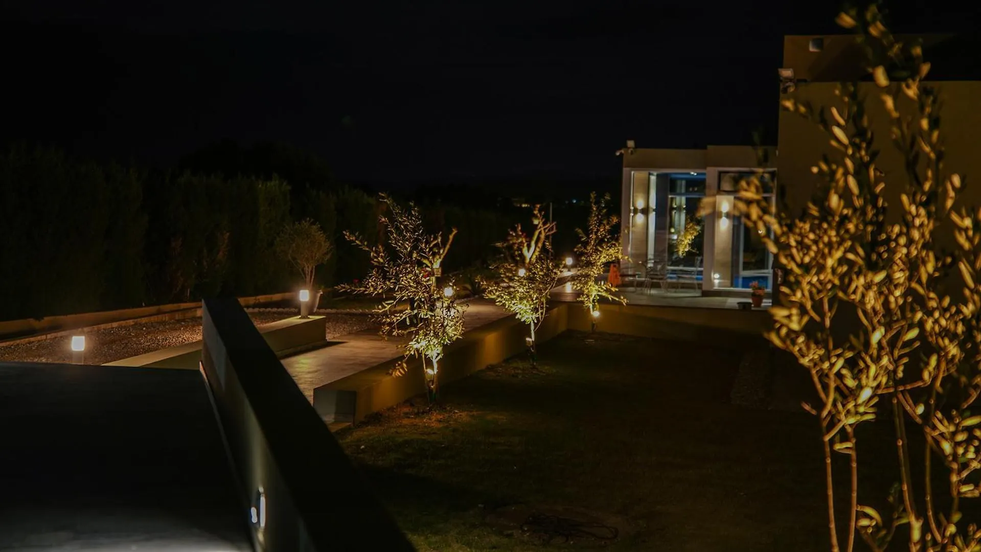 Gf Luxury Villa With Indoor Pool -Afytos Afytos